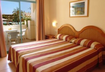 El Trebol Apartments