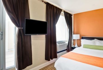 Howard Johnson Long Island City