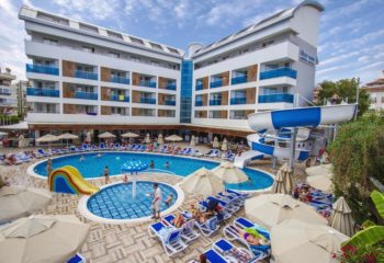 Blue Wave Suite Hotel