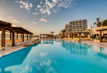 Sunny Coast Resort & Spa