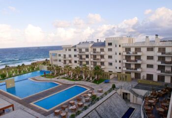 Capital Coast Resort Hotell & SPA