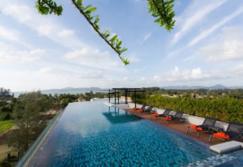 6th Avenue Hotel and Resort