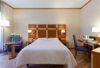 Senator Parque Central Hotel