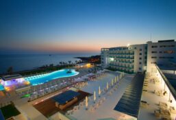 Küprose reis - King Evelthon Beach Hotel and Resort