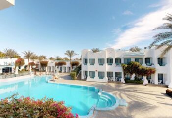 Falcon Hills Hotell