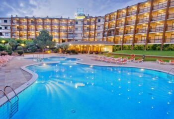 Aparthotel GHT Tossa Park