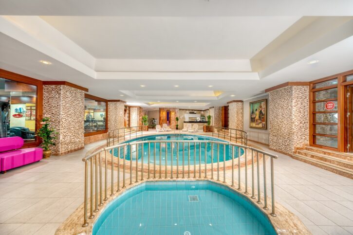 Oz Hotels Incekum Beach Resort Indoor pool