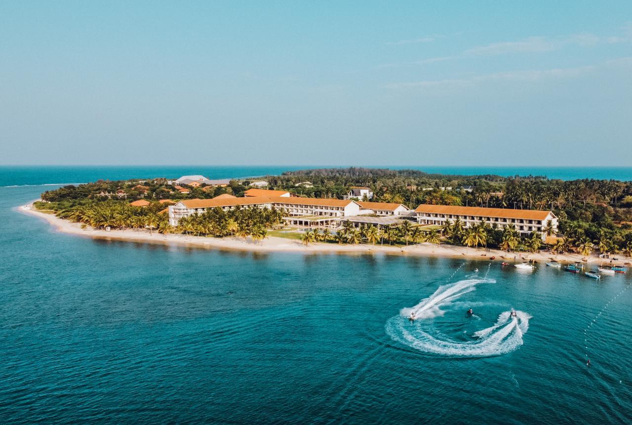 Amaya Beach Passikudah Hotell Sri Lanka