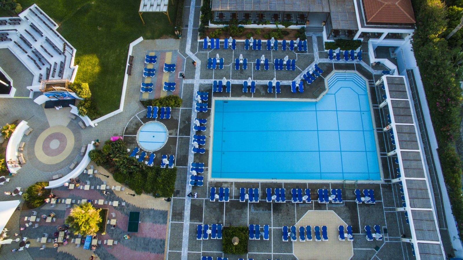 Annabelle Beach Resort hotell ja bassein õhust
