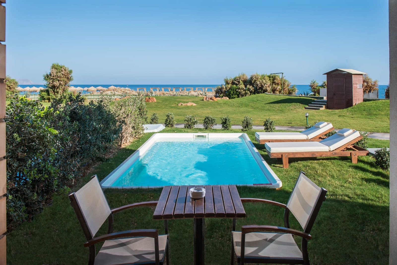 Bella Beach bassein ja merevaade