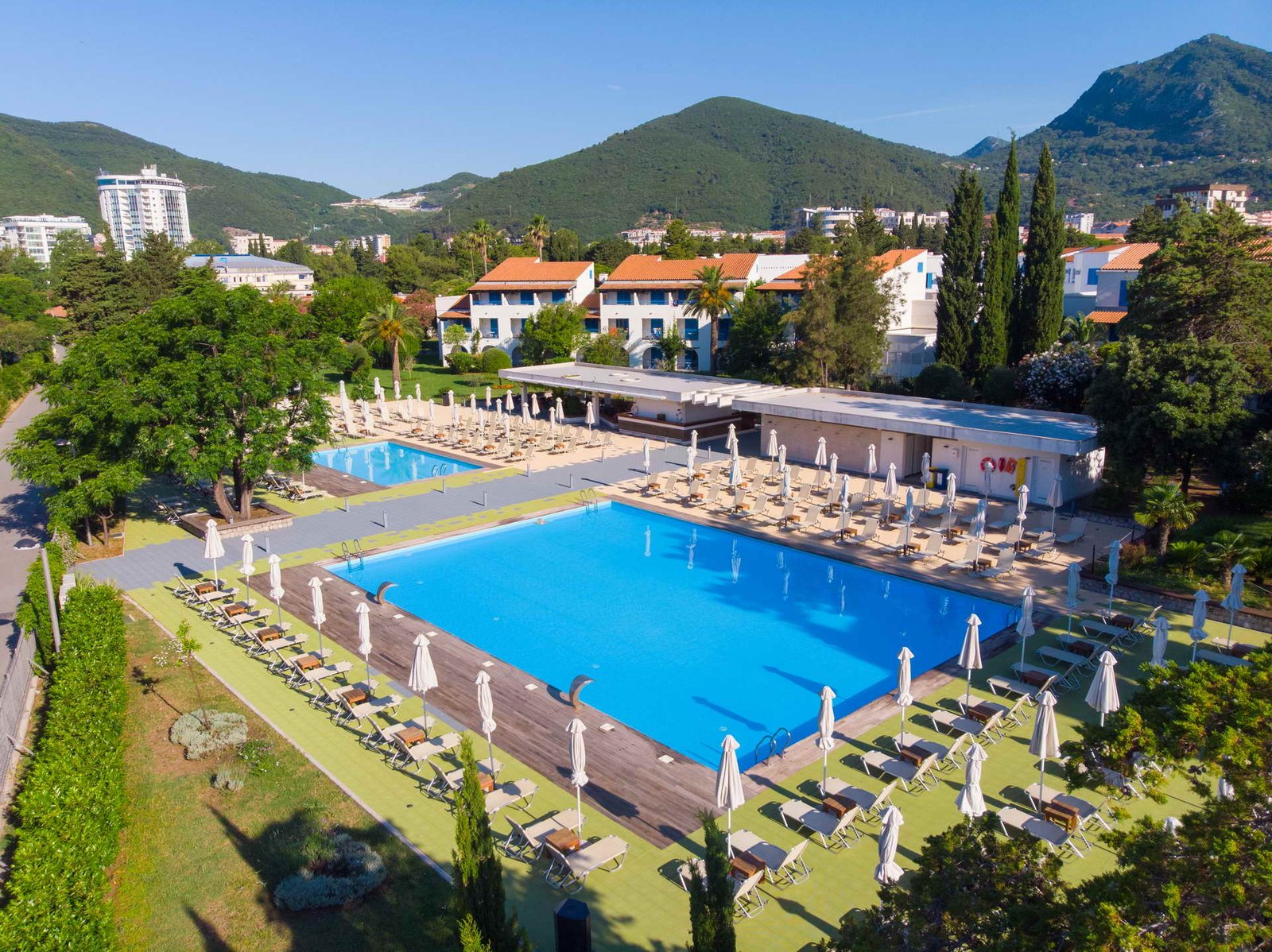 Hotel Aleksandar basseinid õhust