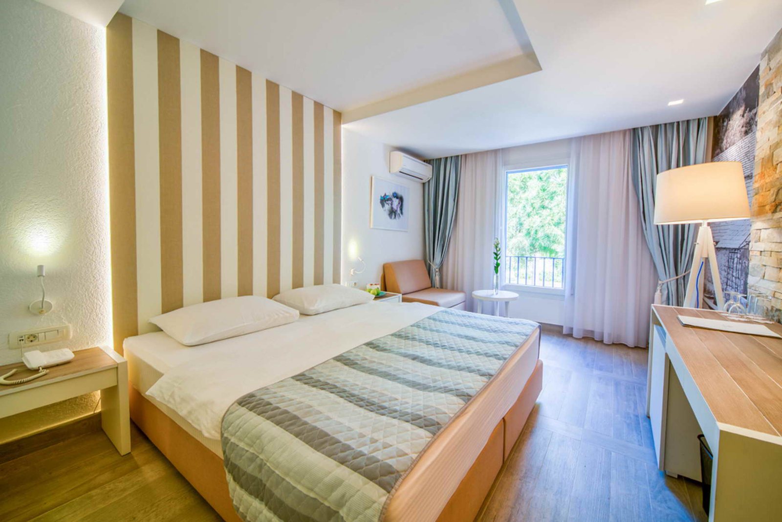 Hotel Aleksandar kaheinimese tuba