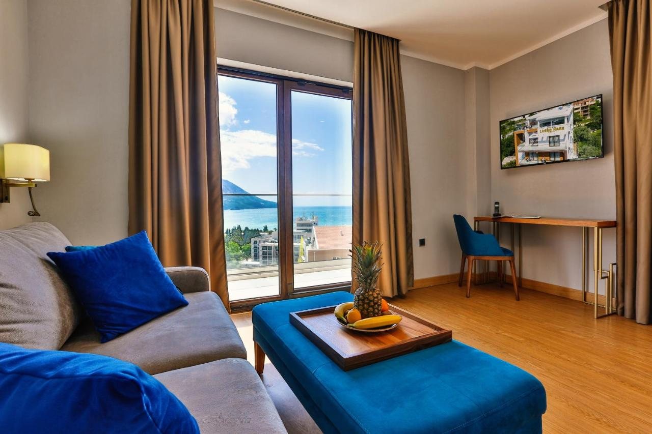 Hotel Lusso Mare by Aycon Montenegro tuba merevaatega