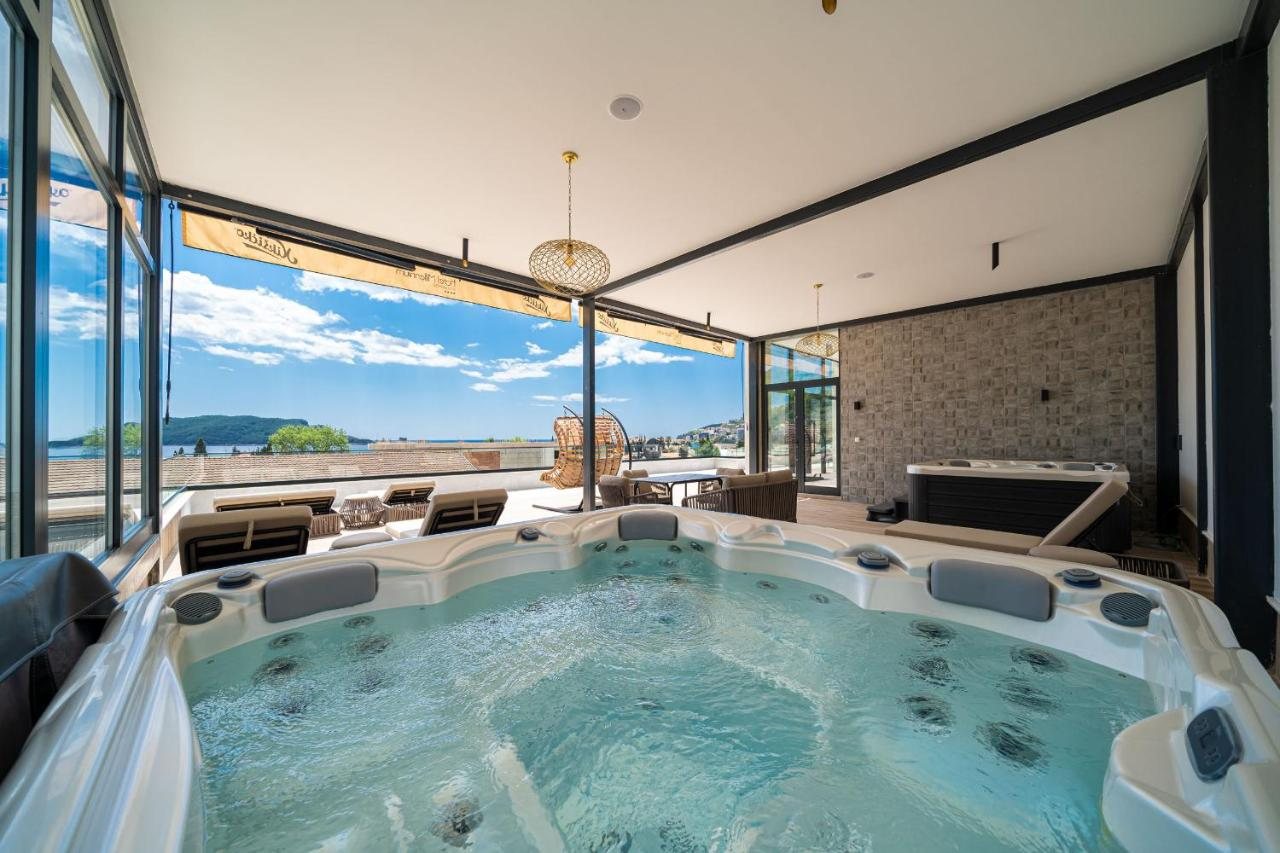 Hotel Millennium by Aycon Montenegro jacuzzi