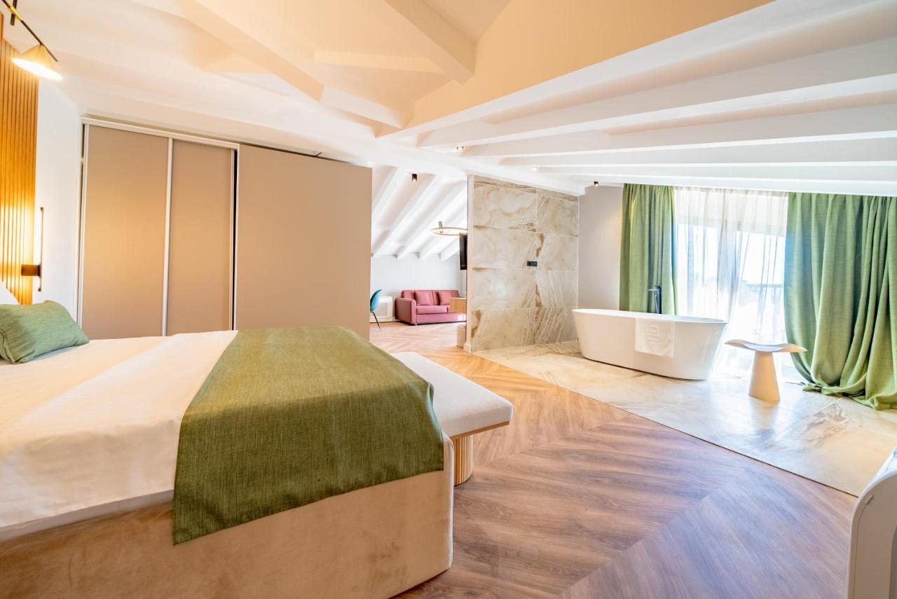 Hotel Millennium by Aycon Montenegro tuba ja rõdu