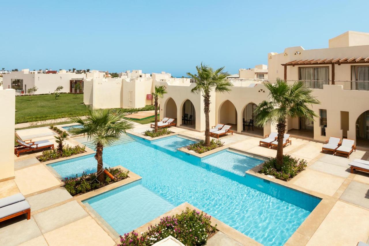 Xanadu Makadi Bay bassein ja palmid õhust